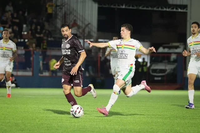 Série C: Onde ver Ferroviária x Inter de Limeira, Botafogo/PB x Santa Cruz e mais jogos em 10/10/2026