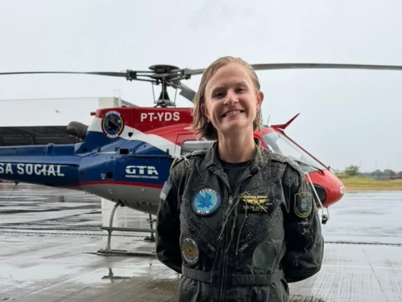 Tenente Aurita se torna primeira mulher piloto de helicóptero da PM de Pernambuco