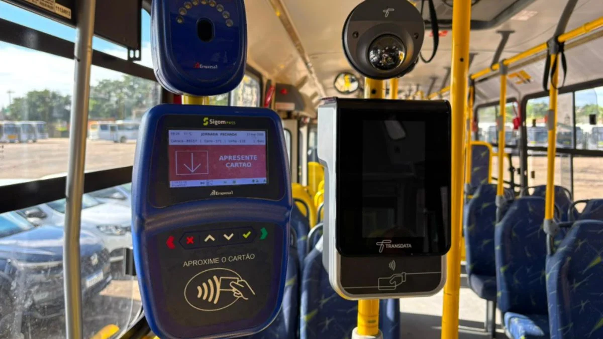 Criciúma adota cartões de crédito e débito no transporte público